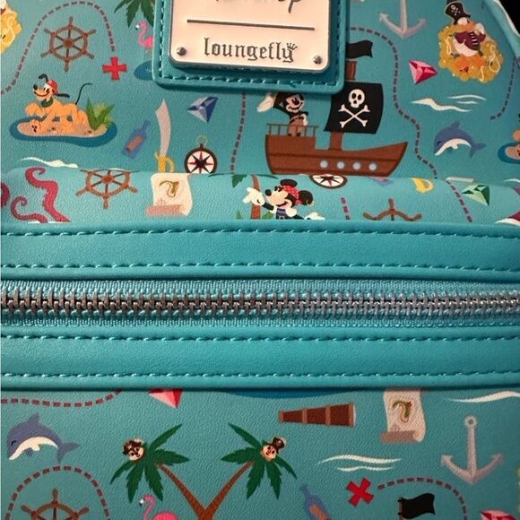 BNWT Loungefly Pirate Mickey And Friends AOP Mini Backpack - Picture 12 of 14
